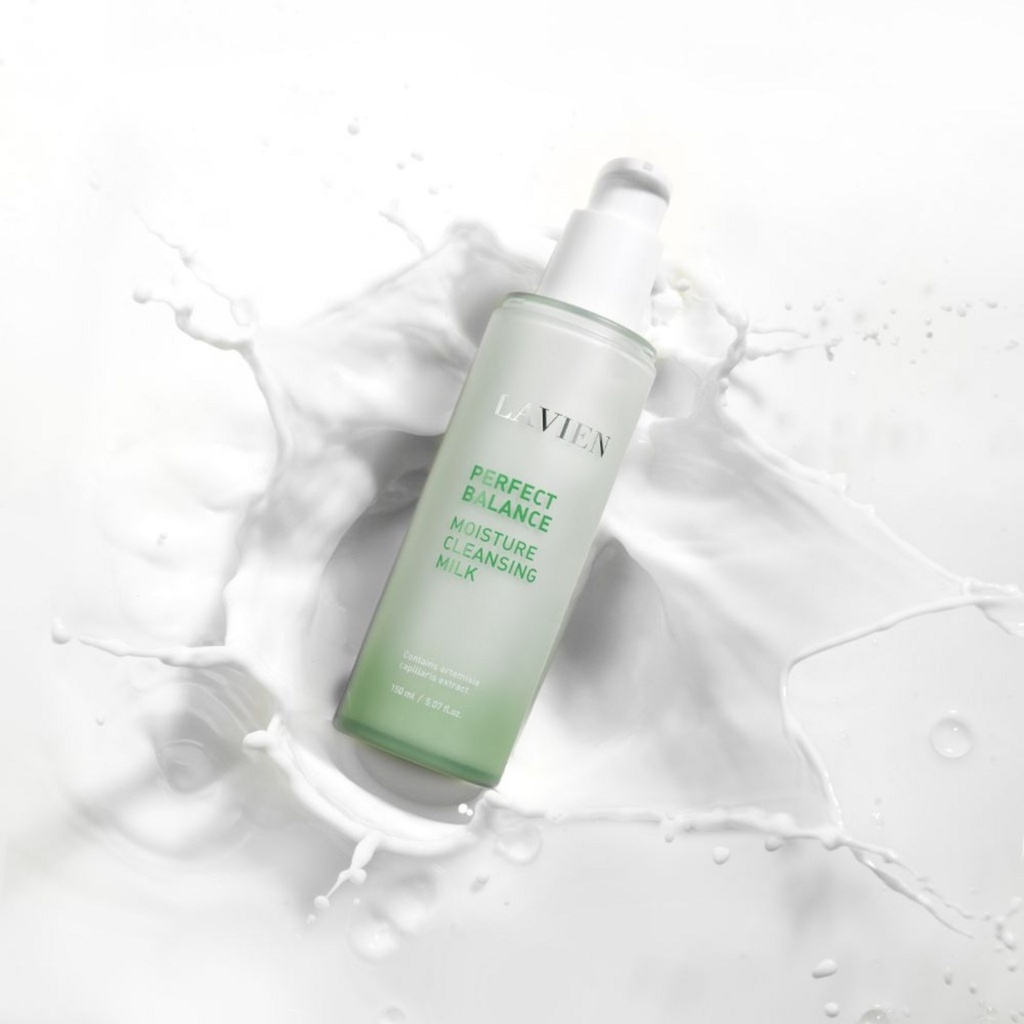 La Vien Perfect Balance Moisture Cleansing Milk