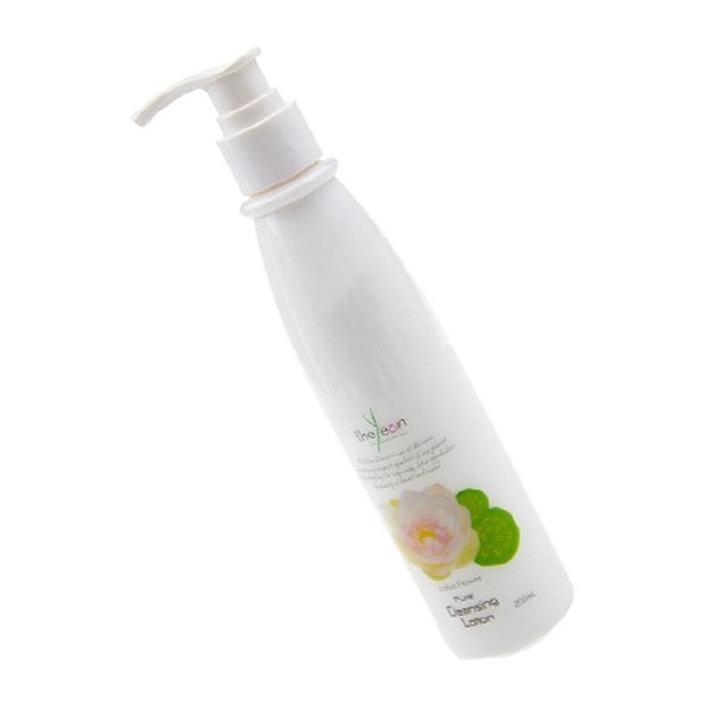 The YEON Clear Lotus Cleansing Lotion